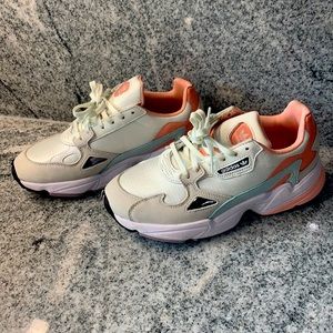 NWOT, ADDIDAS FALCON, WOMEN